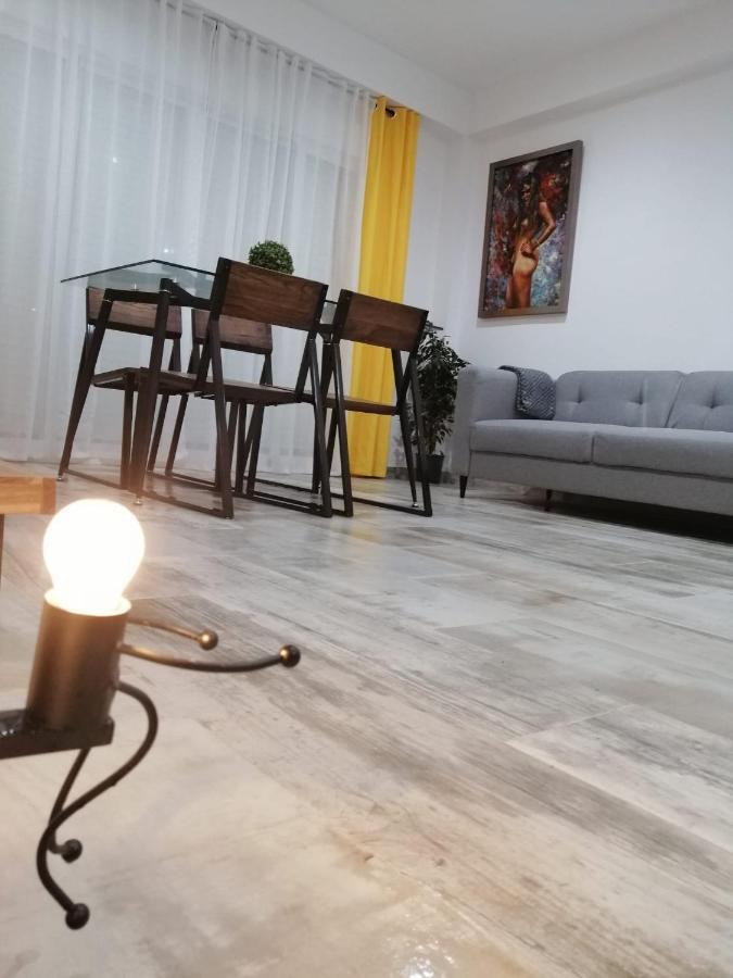 Апартаменты Mezquita- Elite, Parking, Wifi Кордова Экстерьер фото